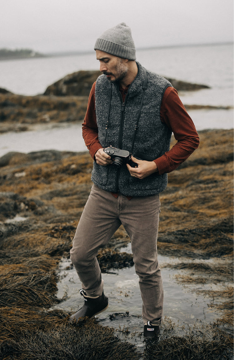 fit model wearing The Slim All Day Pant in Morel Cord