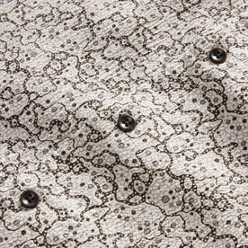 material shot of the buttons on The Short Sleeve Hawthorne in Tide Pool
