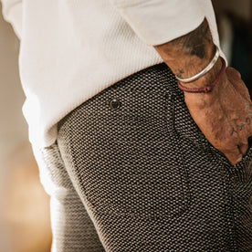 fit model wearing The Apres Pant in Charcoal Sashiko, back detail